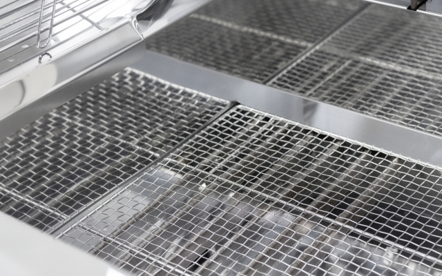 フライヤーの洗浄